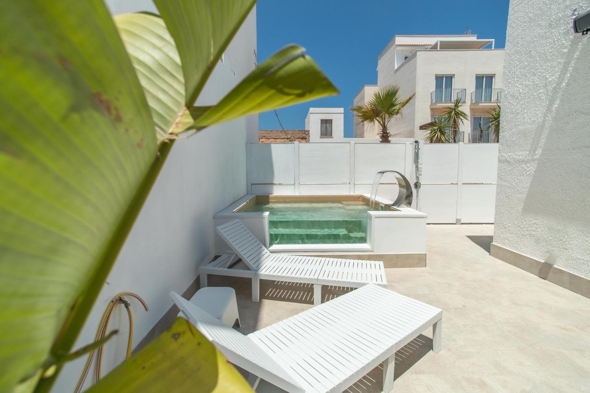Le Grotte Hotel Лампедуза Екстериор снимка